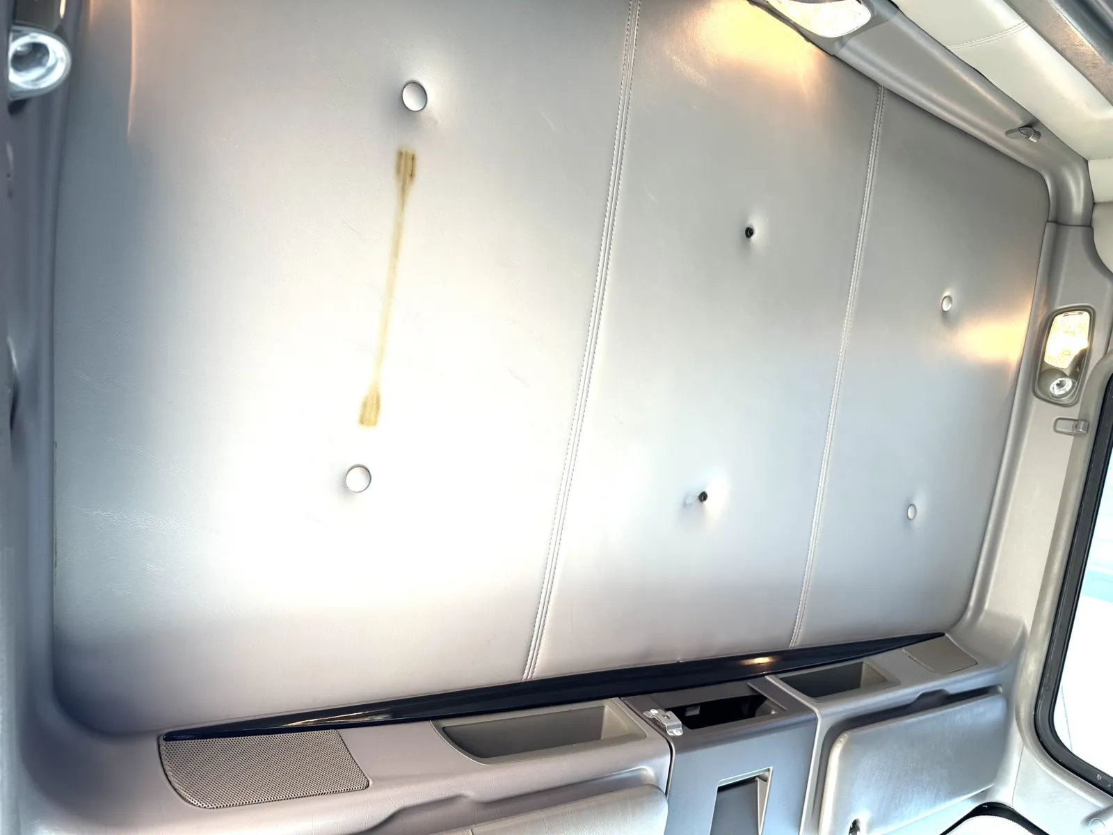 2011 Kenworth T800 — photo 21