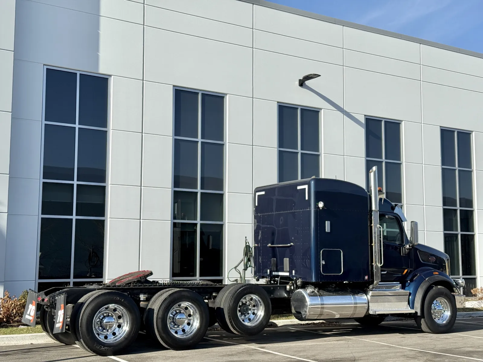 2021 Peterbilt 567 — photo 5