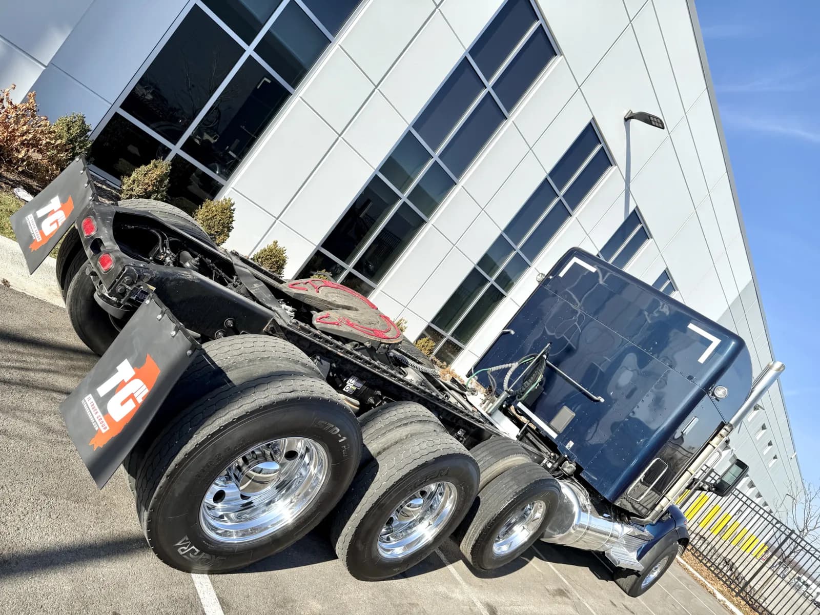 2021 Peterbilt 567 — photo 11