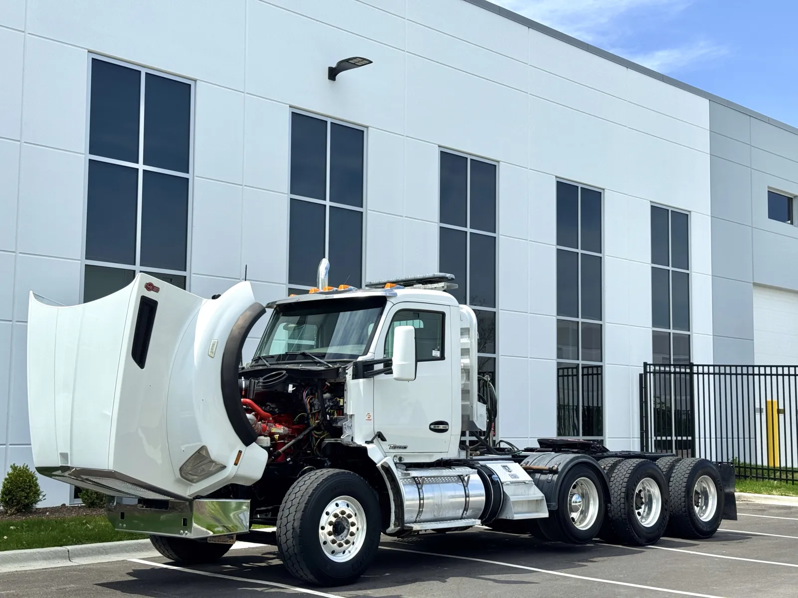 2015 Kenworth T880 — photo 10