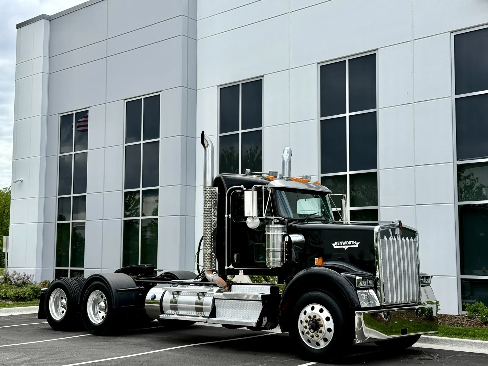 2019 Kenworth W900 — photo 2