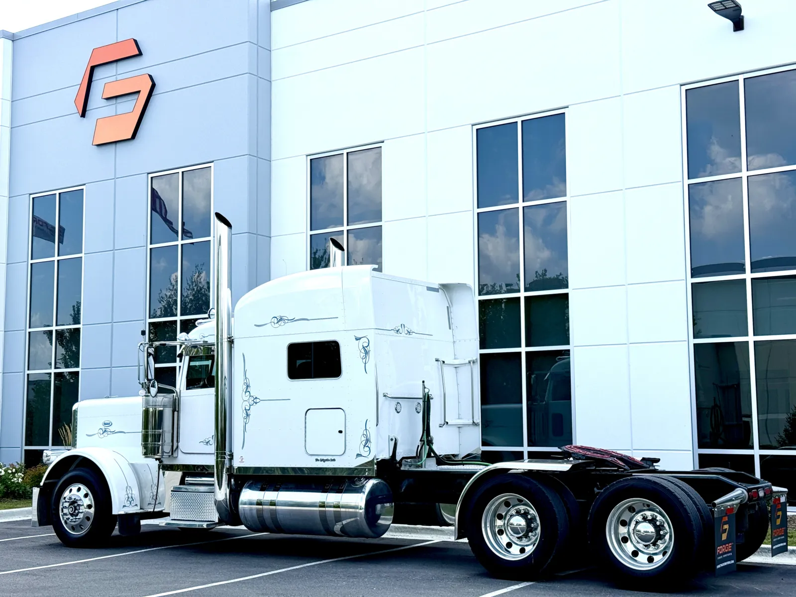 2019 Peterbilt 389 — photo 6