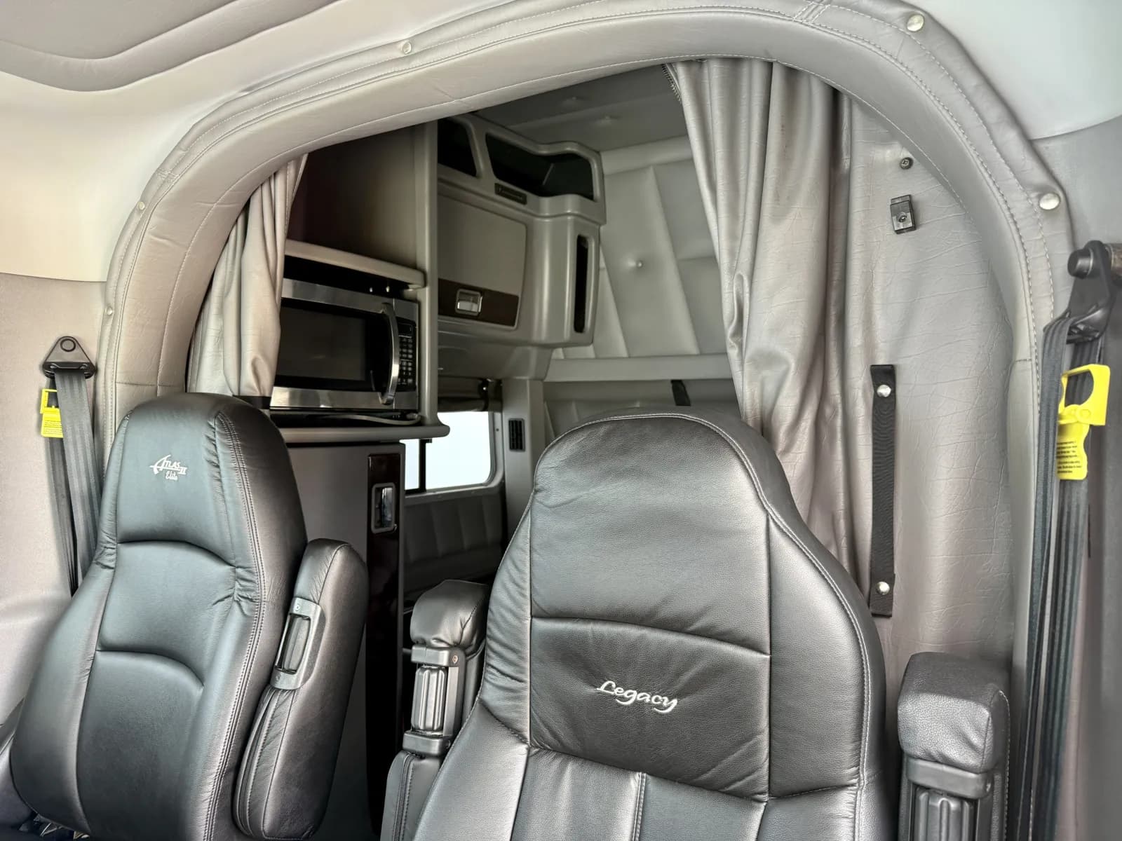 2019 Peterbilt 389 — photo 20