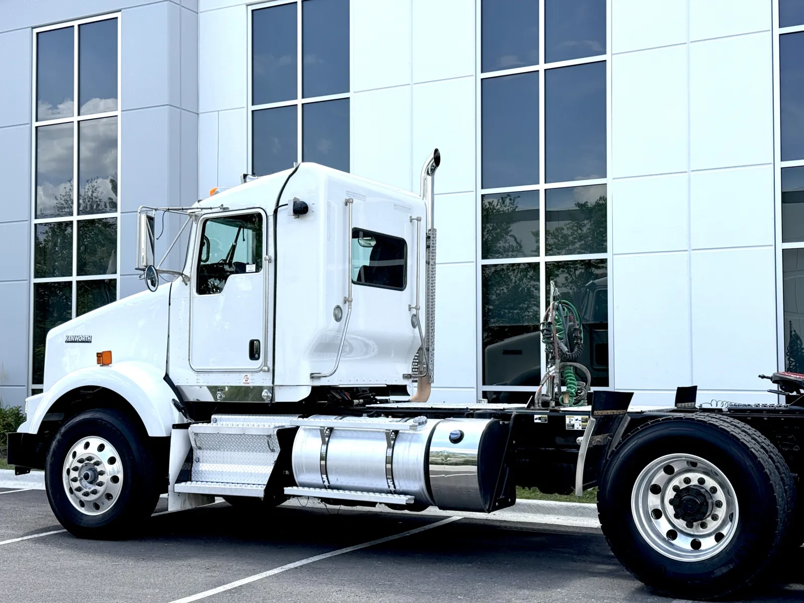 2023 Kenworth T800 — photo 8