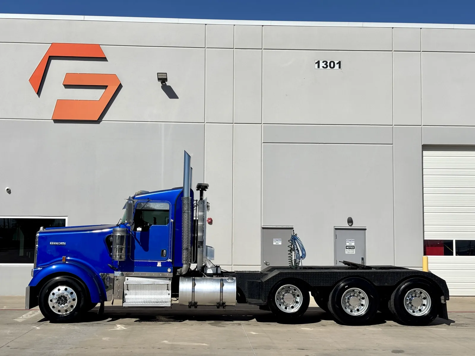 2009 Kenworth W900 — photo 4