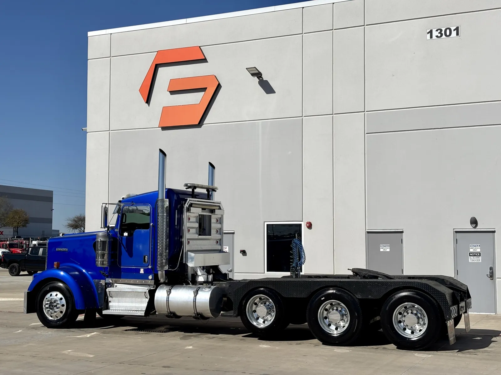 2009 Kenworth W900 — photo 6