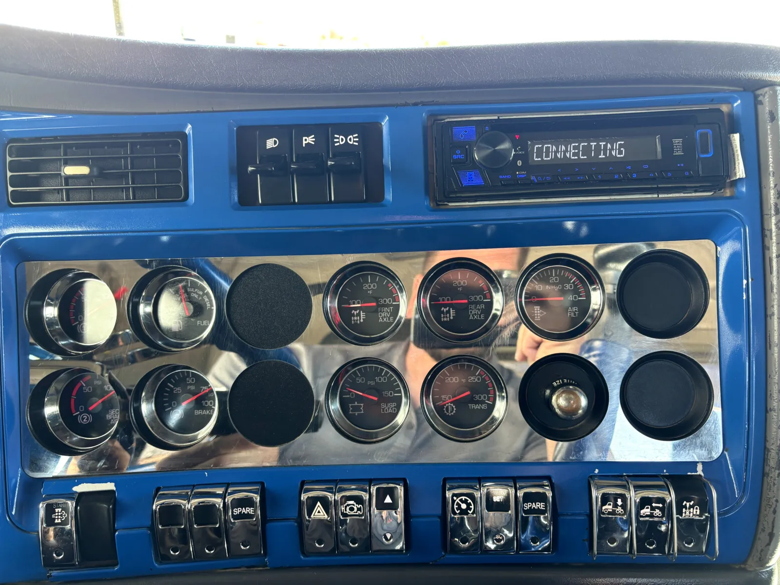 2009 Kenworth W900 — photo 18