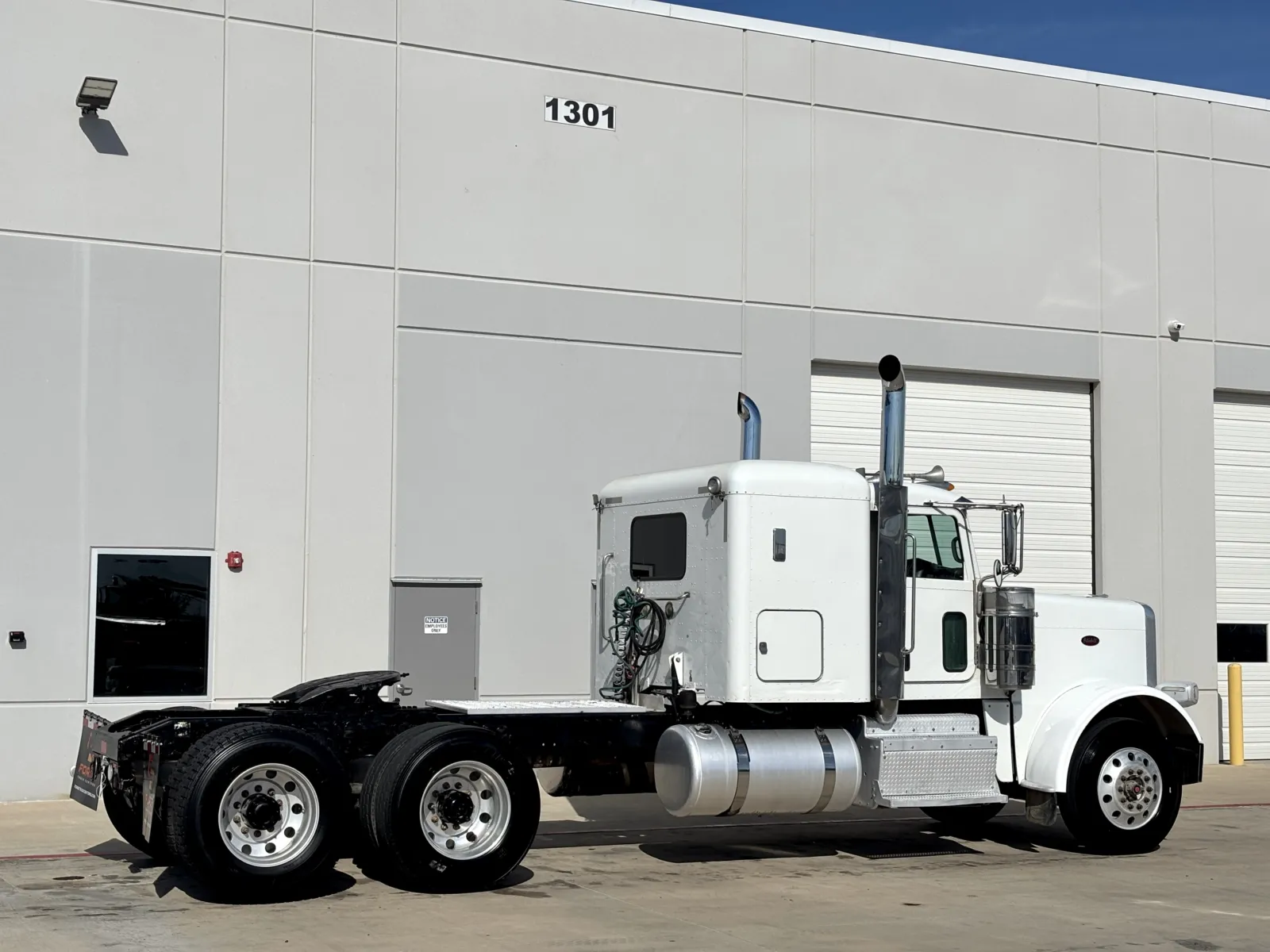 2015 Peterbilt 389 — photo 5