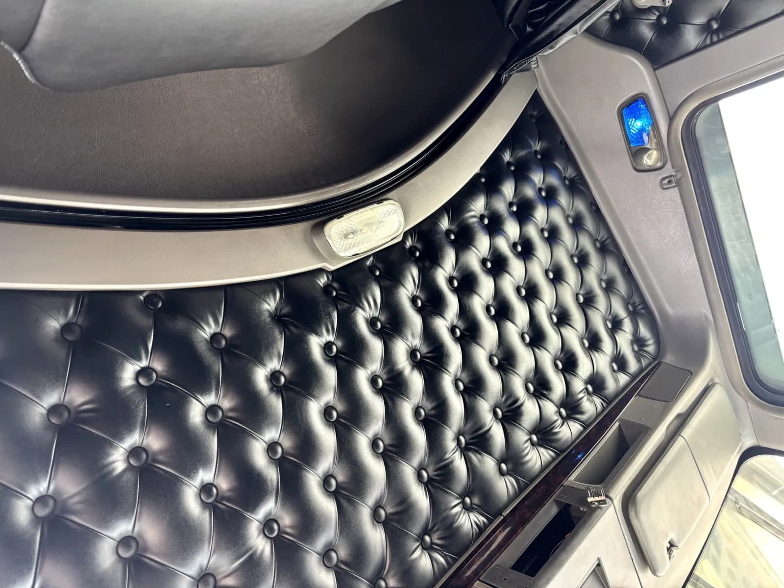 2014 Kenworth T800 — photo 19