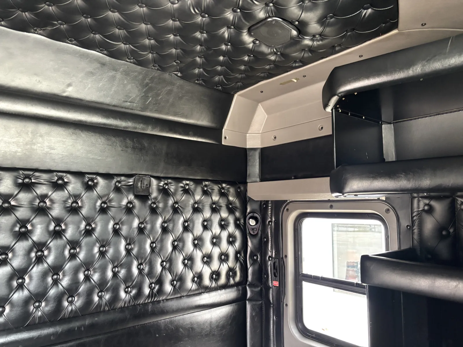 2014 Kenworth T800 — photo 22