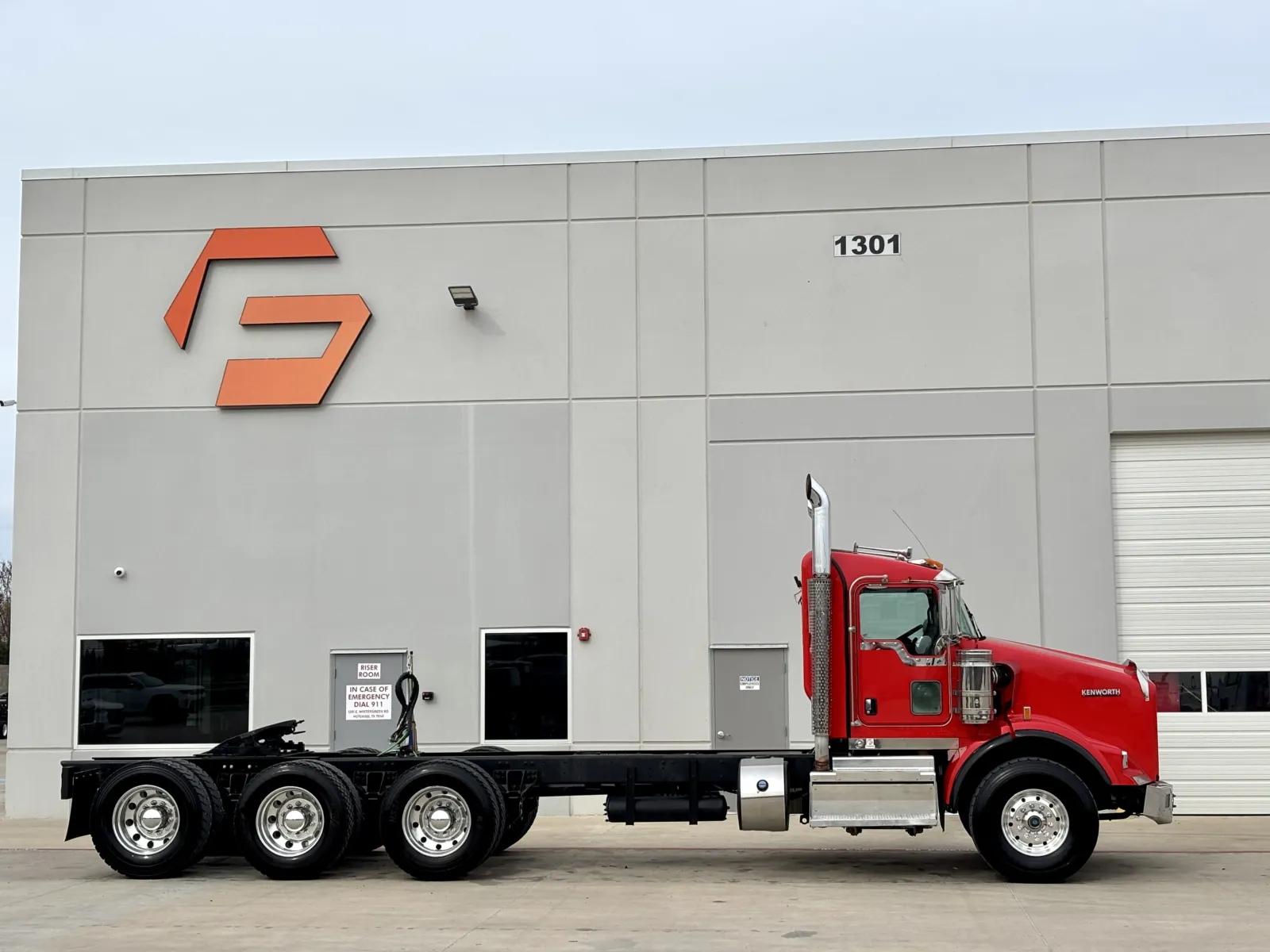 2020 Kenworth T800 — photo 3