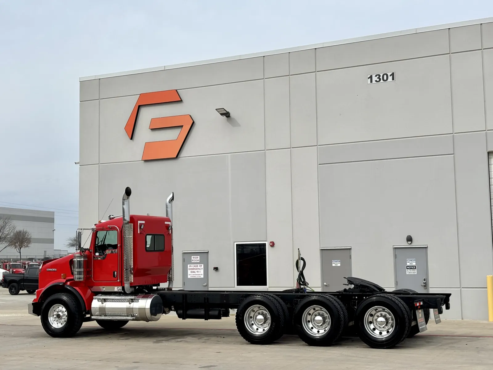 2020 Kenworth T800 — photo 6