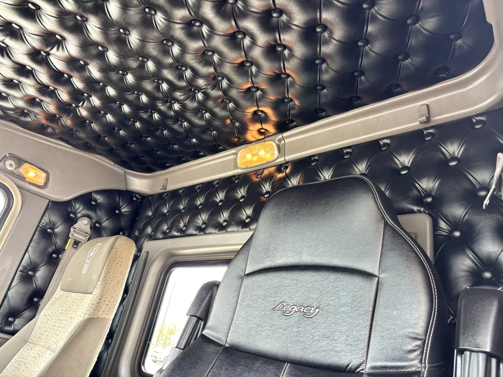 2020 Kenworth T800 — photo 20