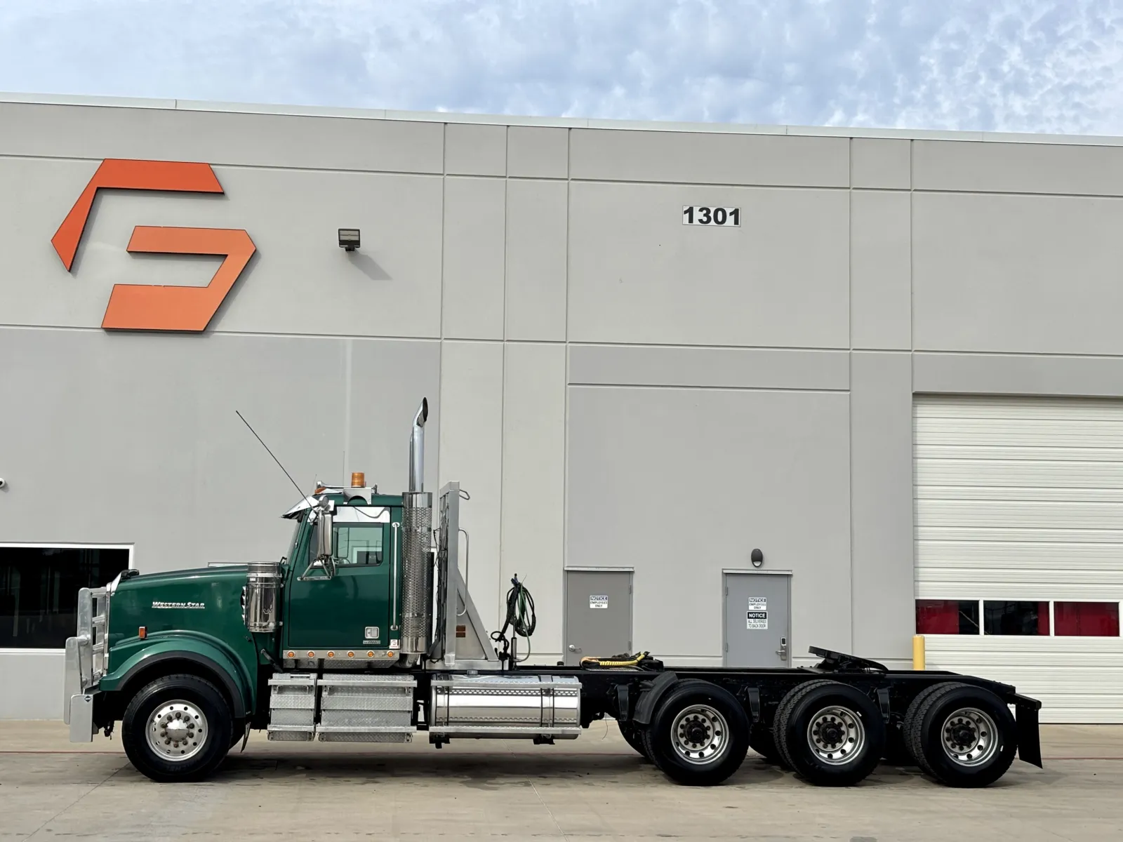 2022 Western Star 4900 — photo 4