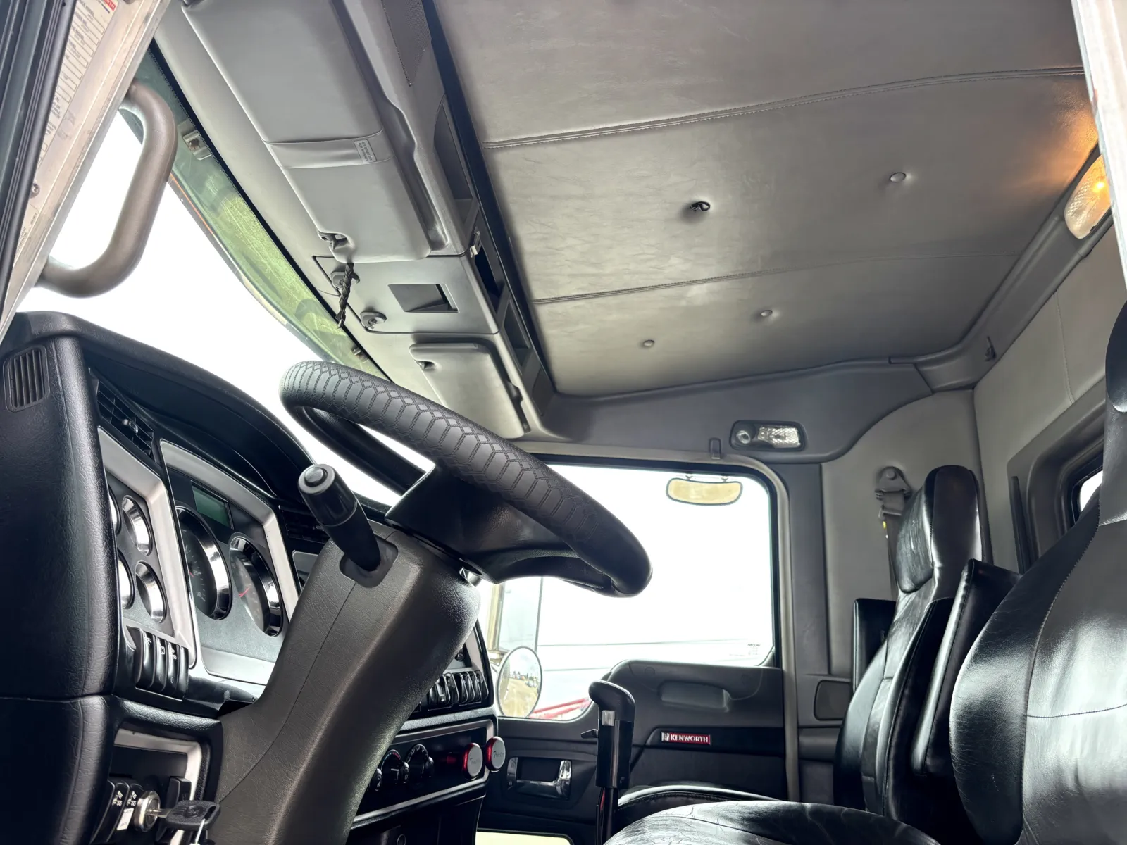 2018 Kenworth W900 — photo 14
