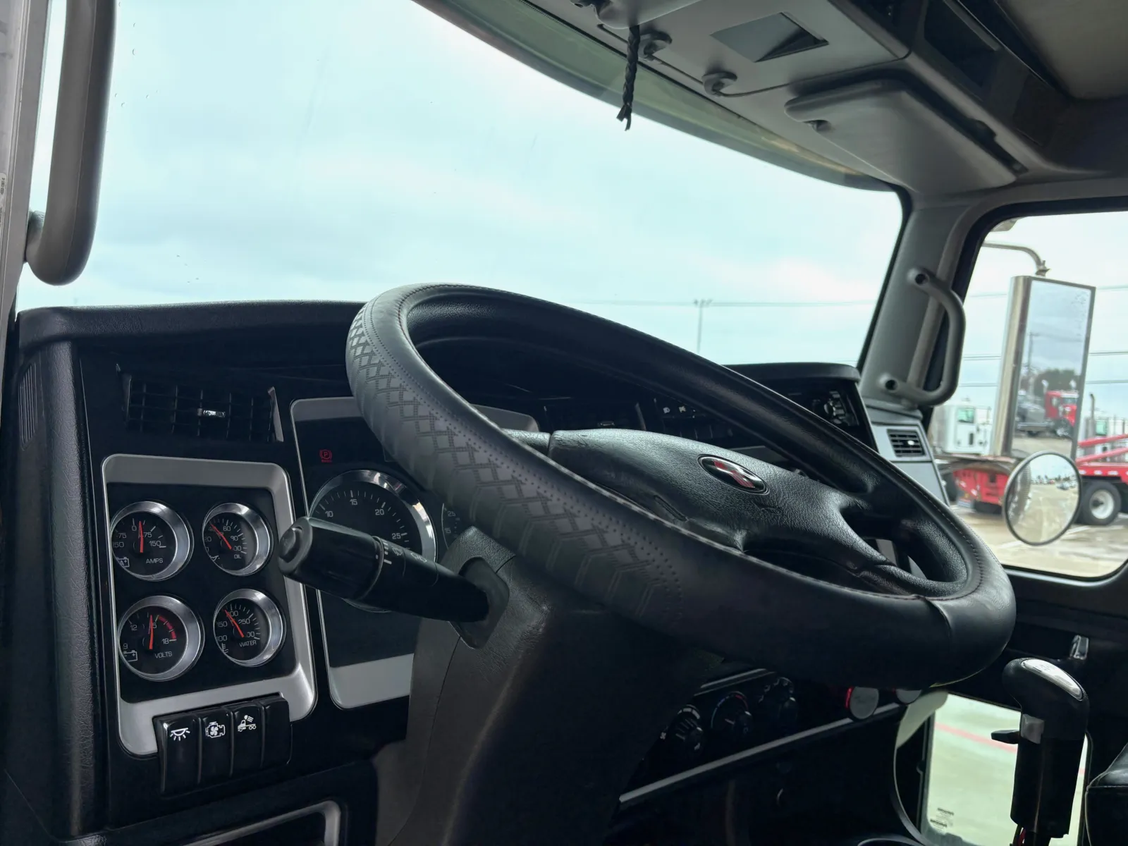2018 Kenworth W900 — photo 15