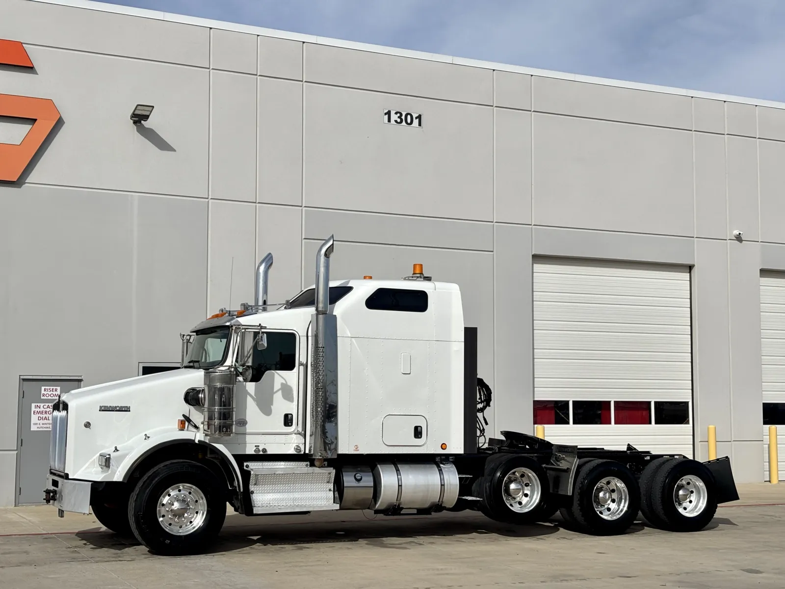 2020 Kenworth T800 — photo 2