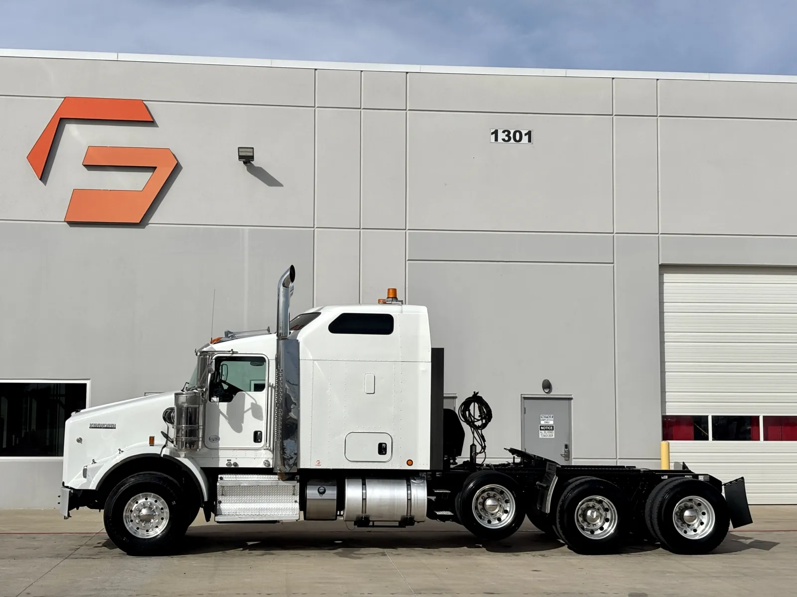 2020 Kenworth T800 — photo 4