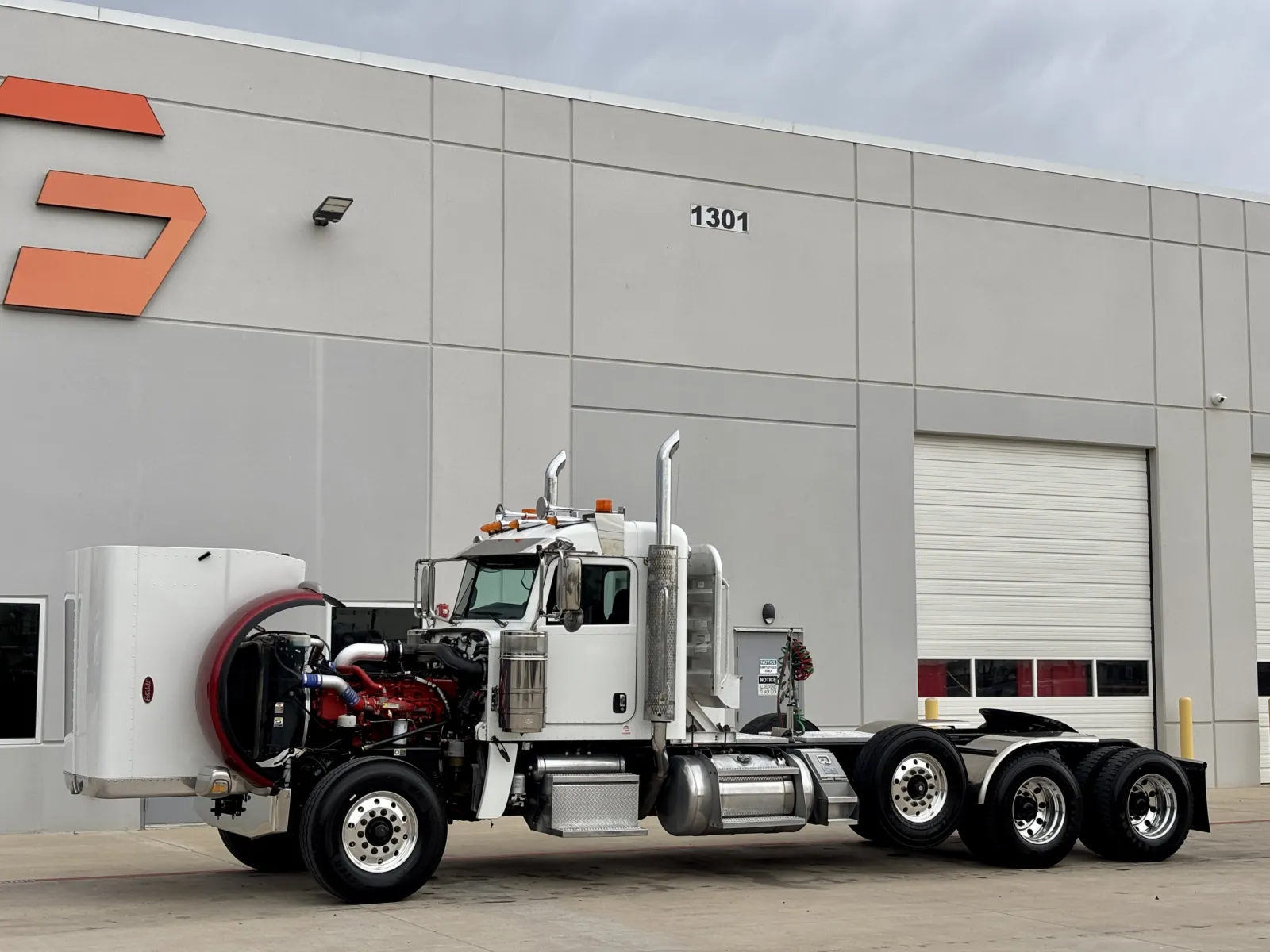 2017 Peterbilt 389 — photo 10