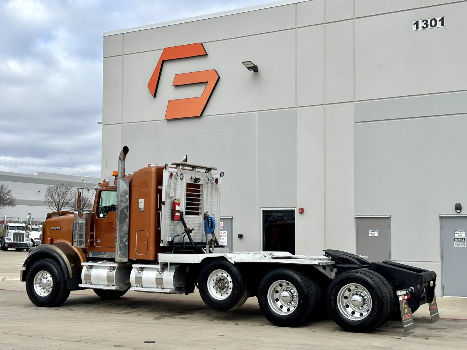 2012 Kenworth W900 — photo 6