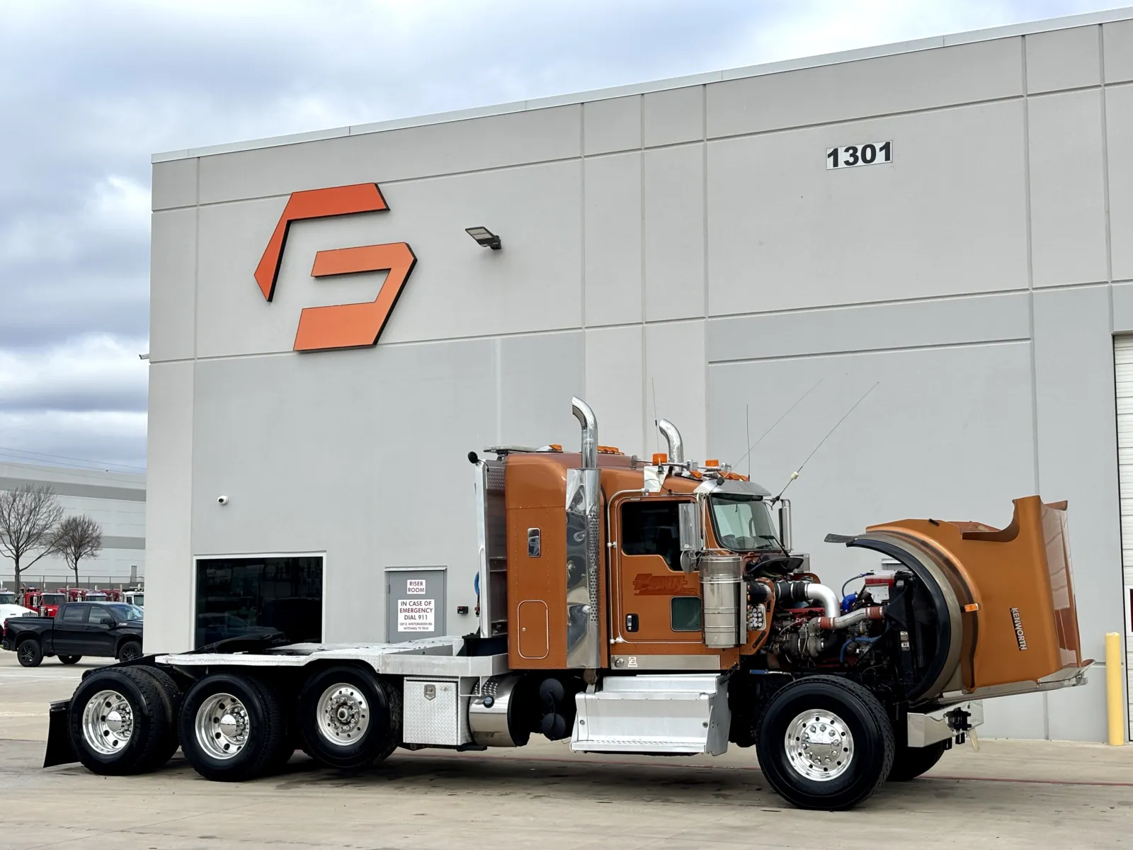 2012 Kenworth W900 — photo 9
