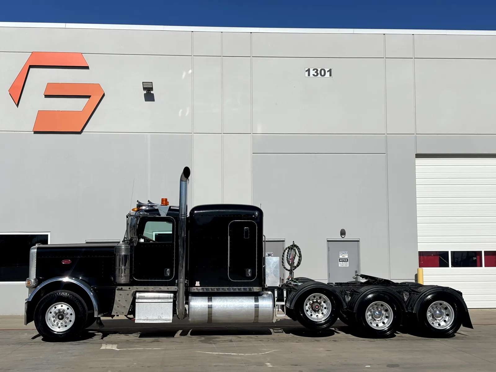 2016 Peterbilt 389 — photo 4