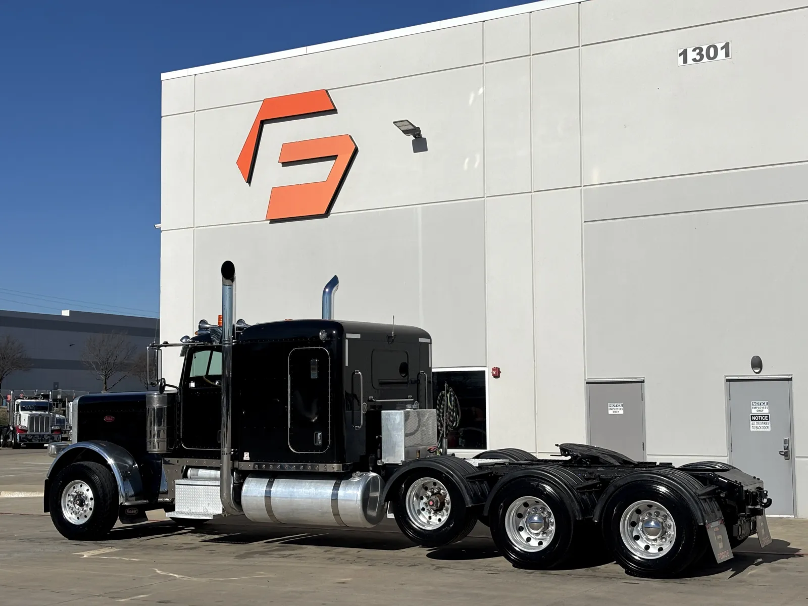 2016 Peterbilt 389 — photo 6