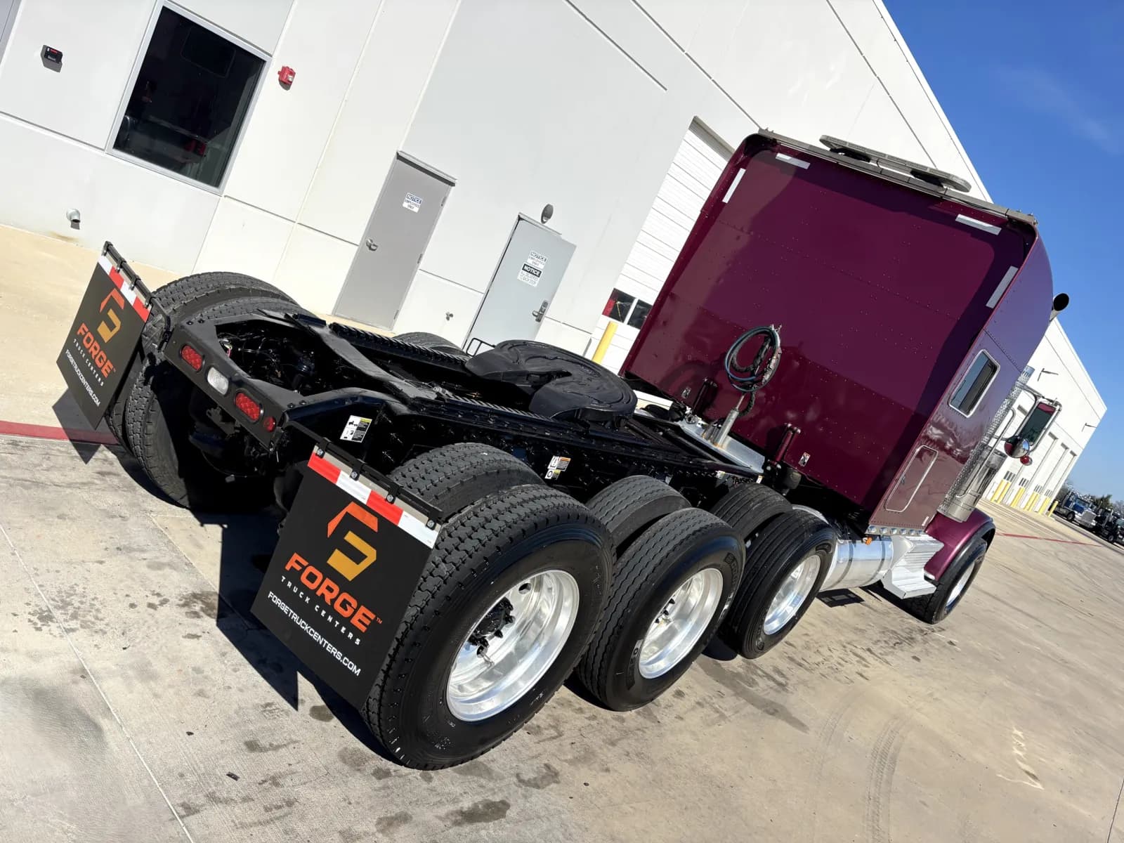 2024 Peterbilt 389 — photo 11