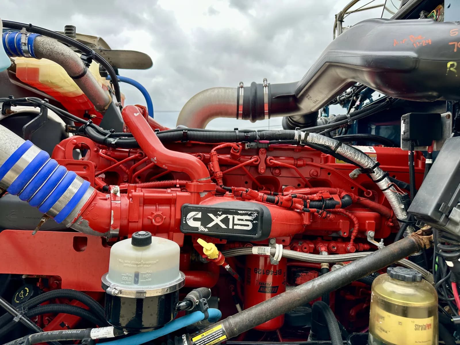 2022 Peterbilt 389 — photo 13