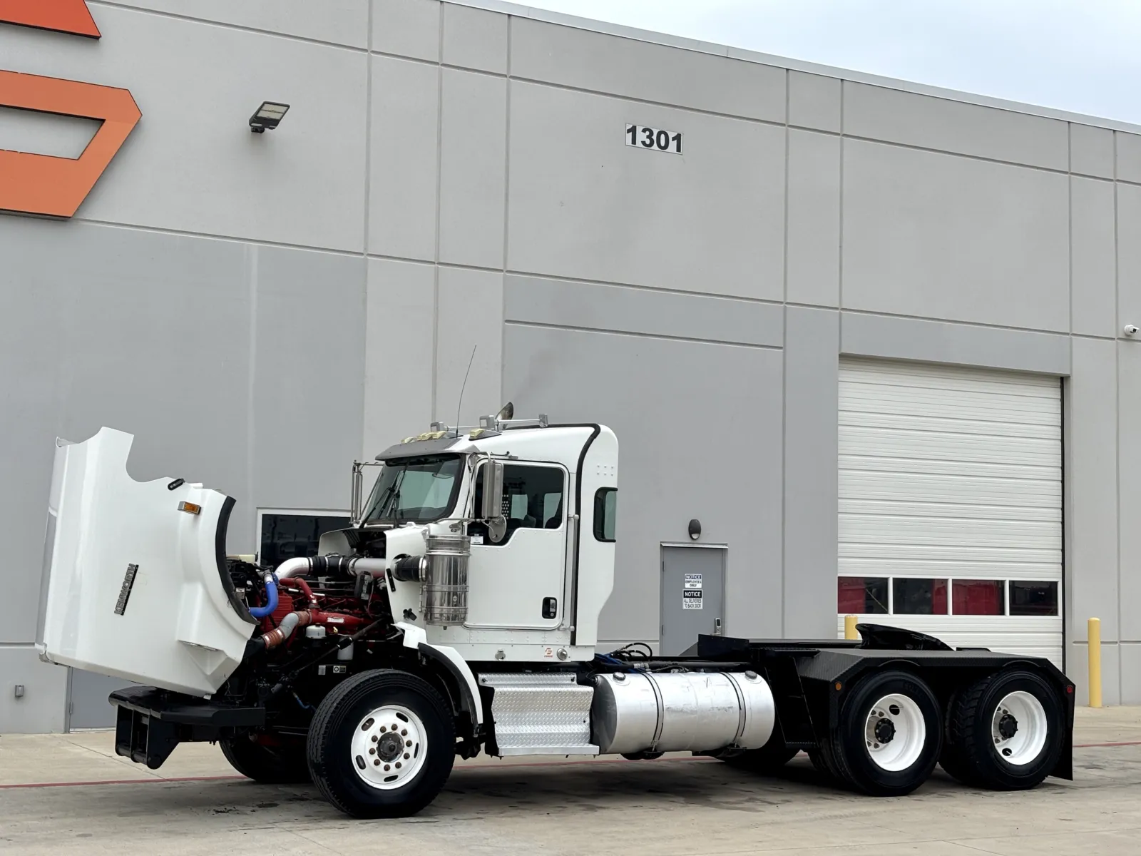 2013 Kenworth T800 — photo 10