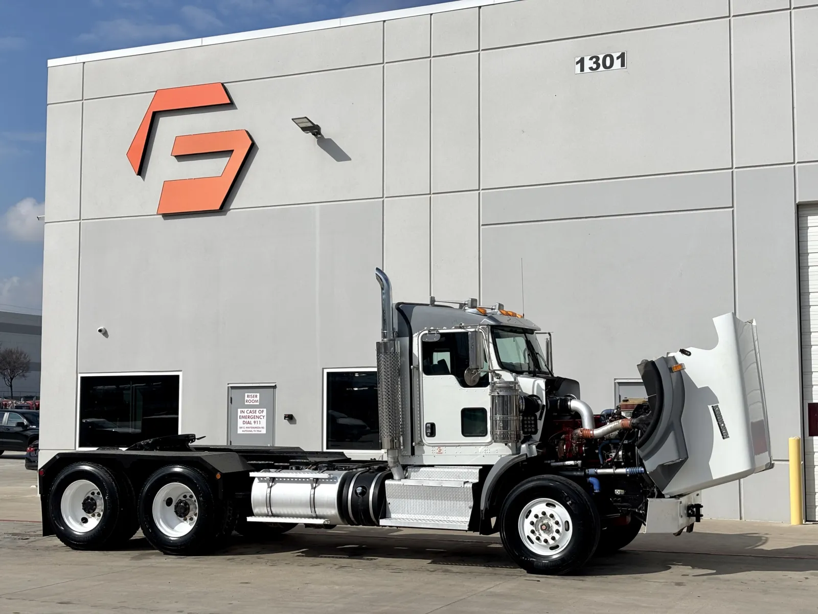 2013 Kenworth T800 — photo 9