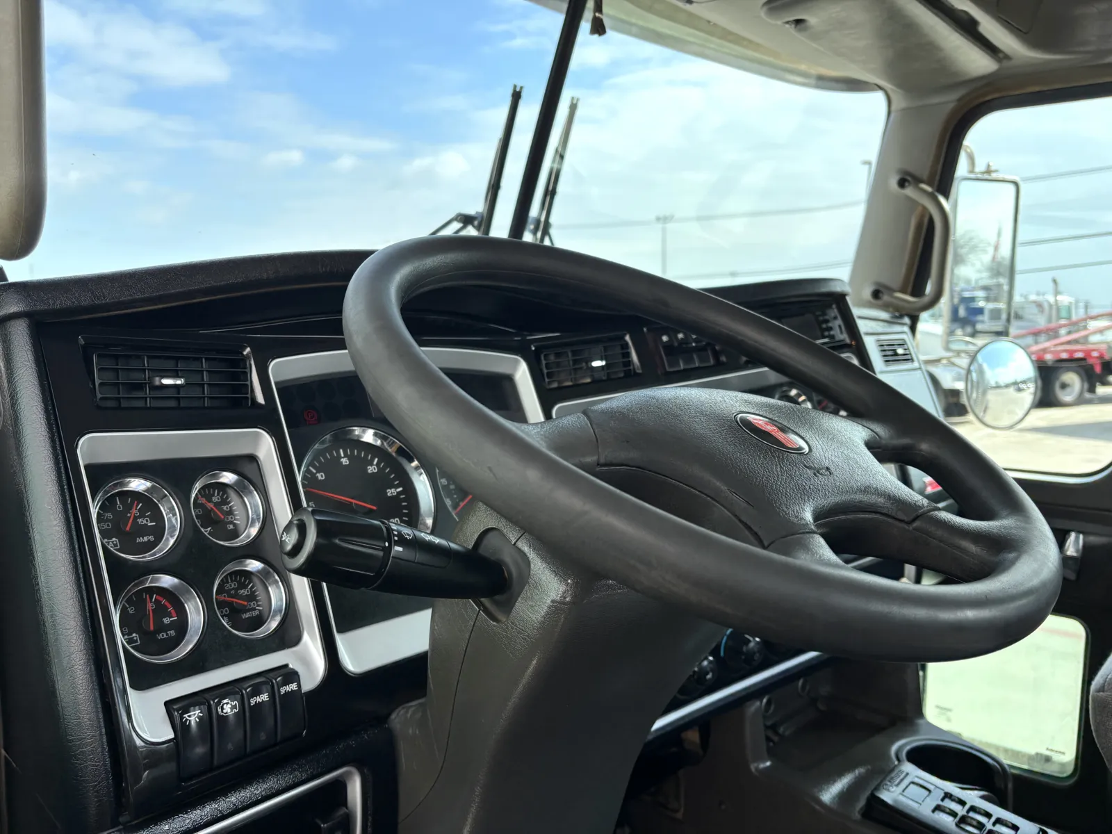 2013 Kenworth T800 — photo 14