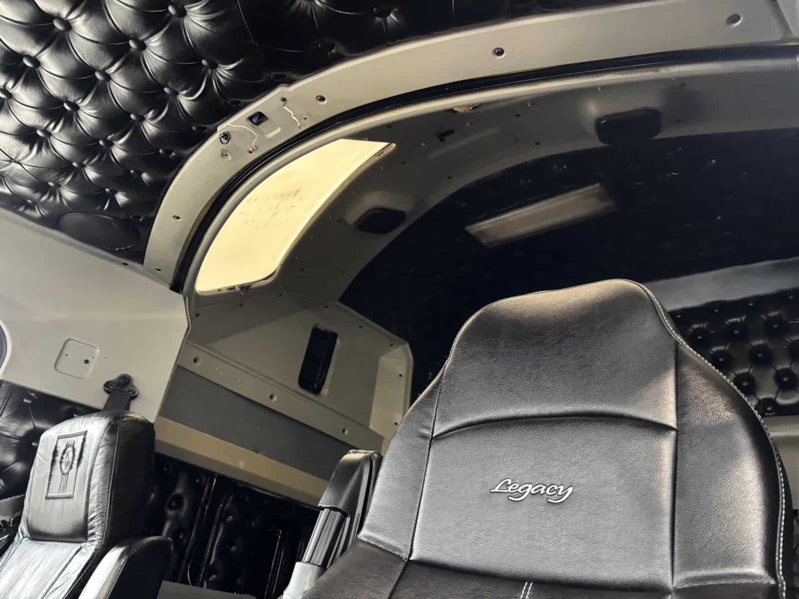 2000 Kenworth W900 — photo 18