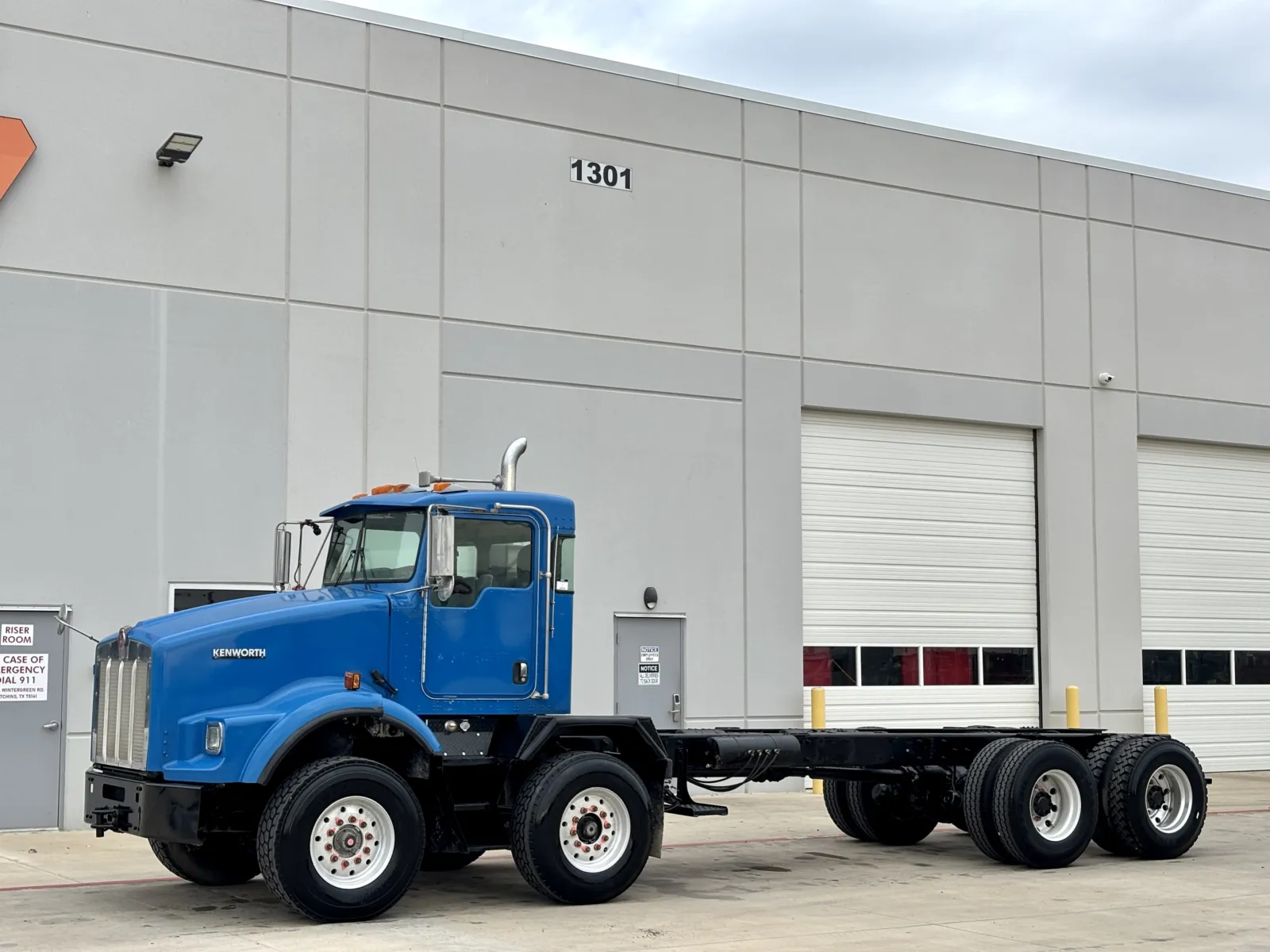 2005 Kenworth T800 — photo 2