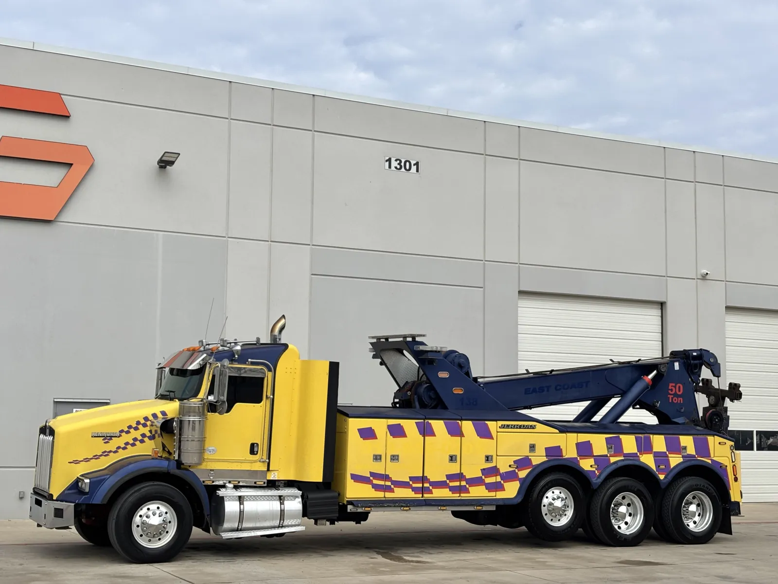 2010 Kenworth T800 — photo 2