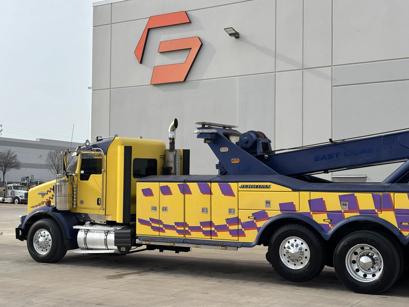 2010 Kenworth T800 — photo 8