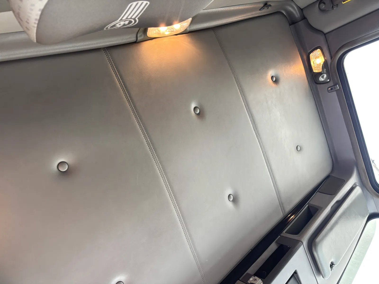 2015 Kenworth T800 — photo 21