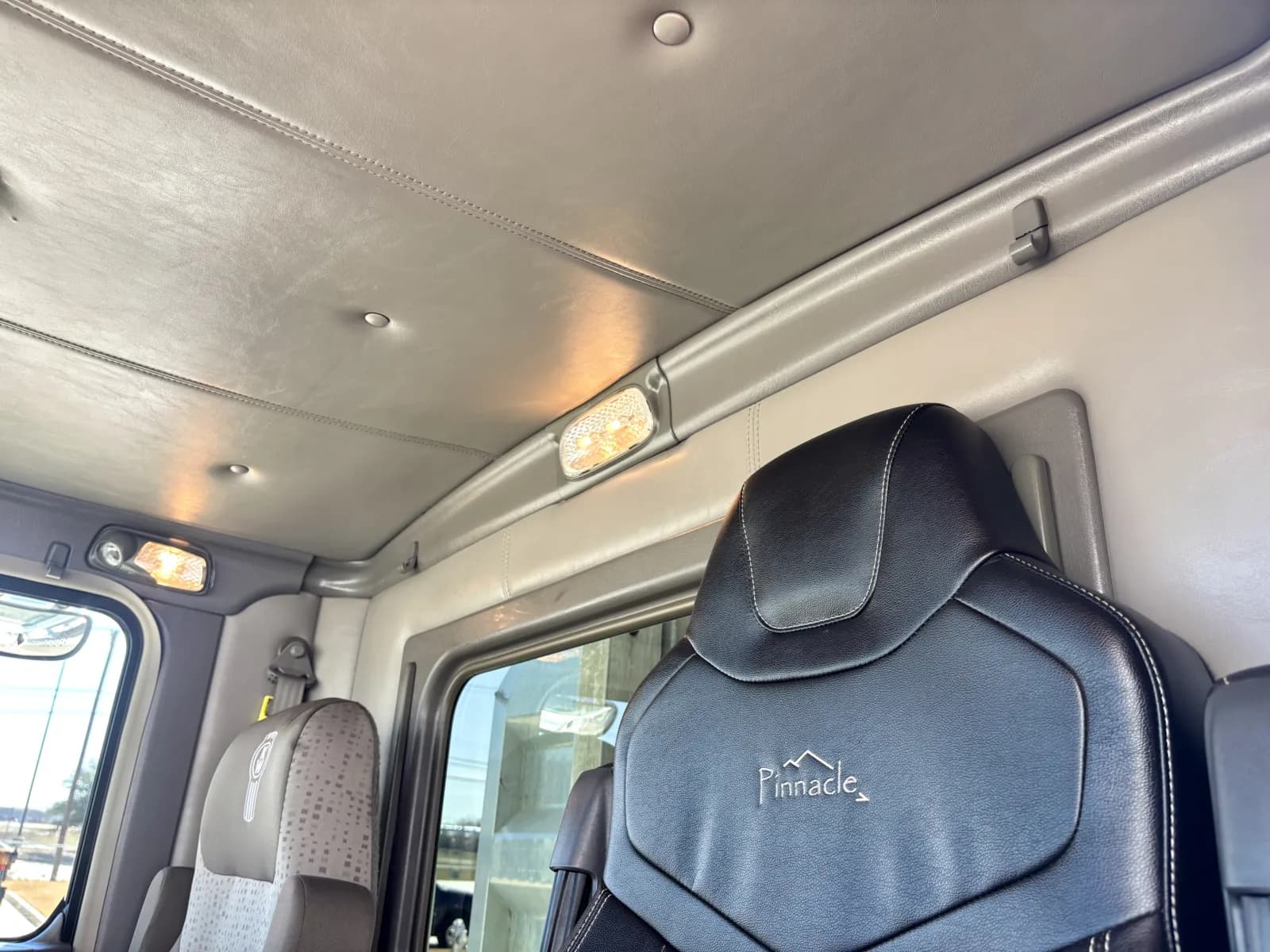 2018 Kenworth T800 — photo 19