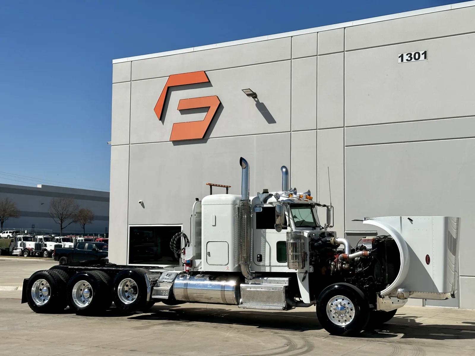 2016 Peterbilt 389 — photo 9