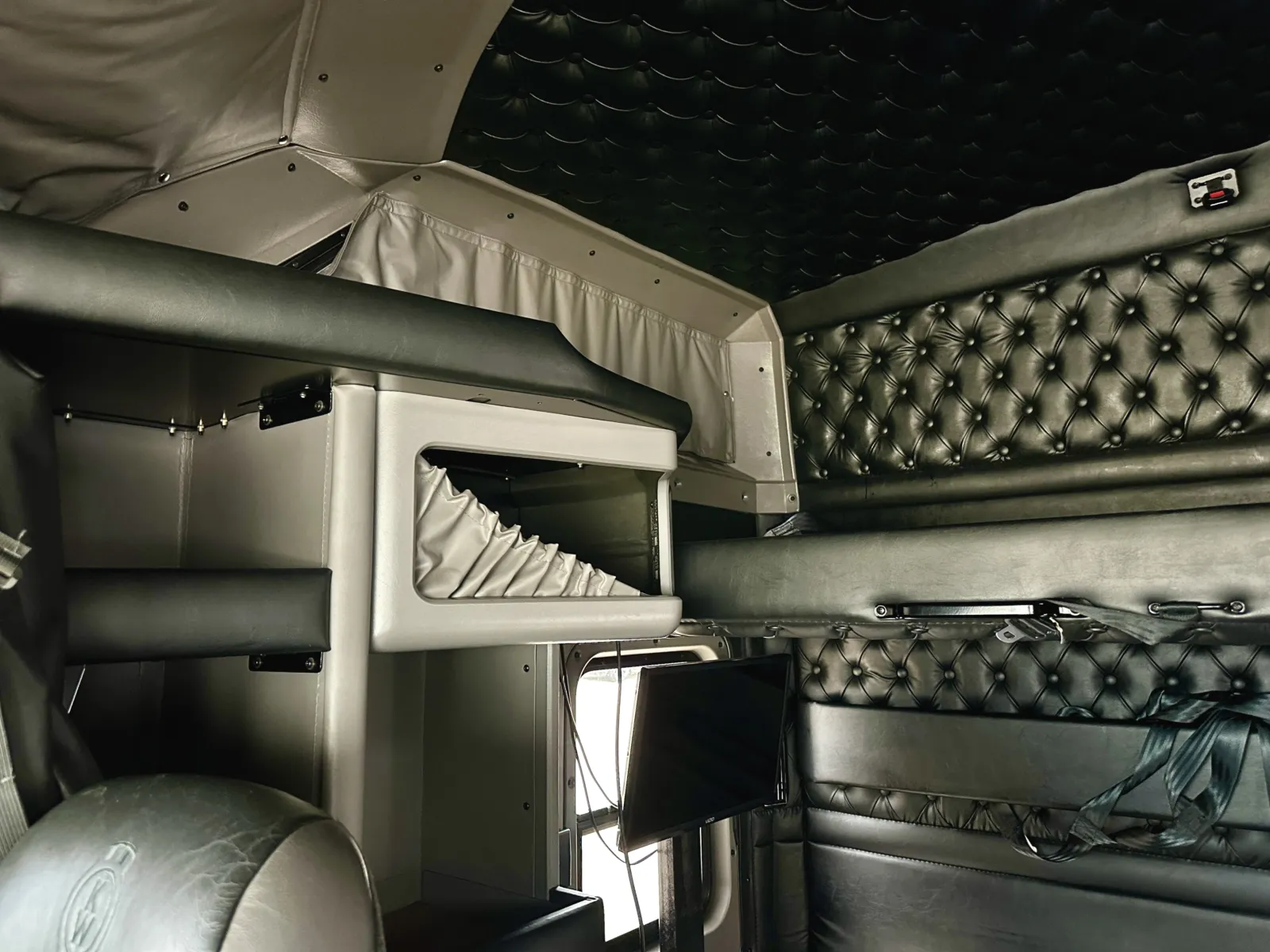 2021 Kenworth T800 — photo 20