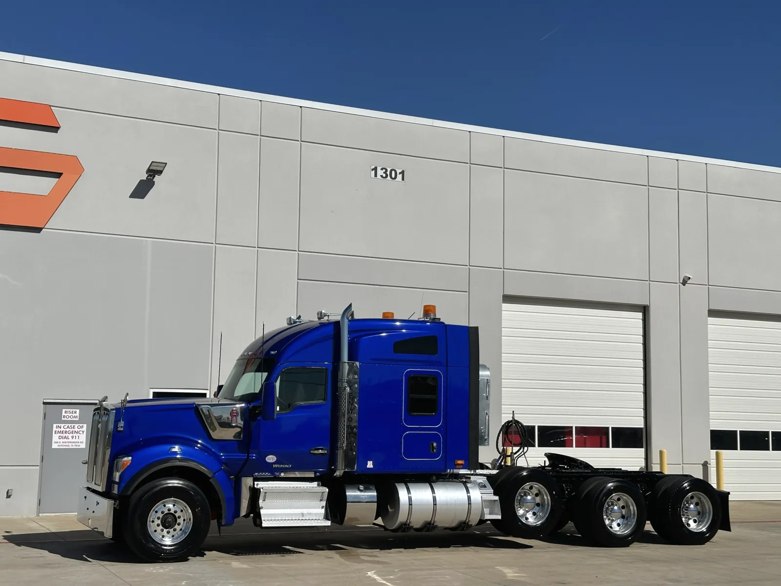 2022 Kenworth W990 — photo 2