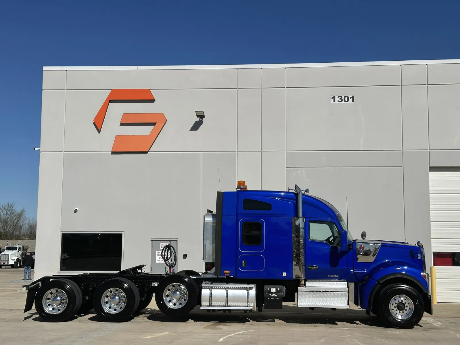 2022 Kenworth W990 — photo 3