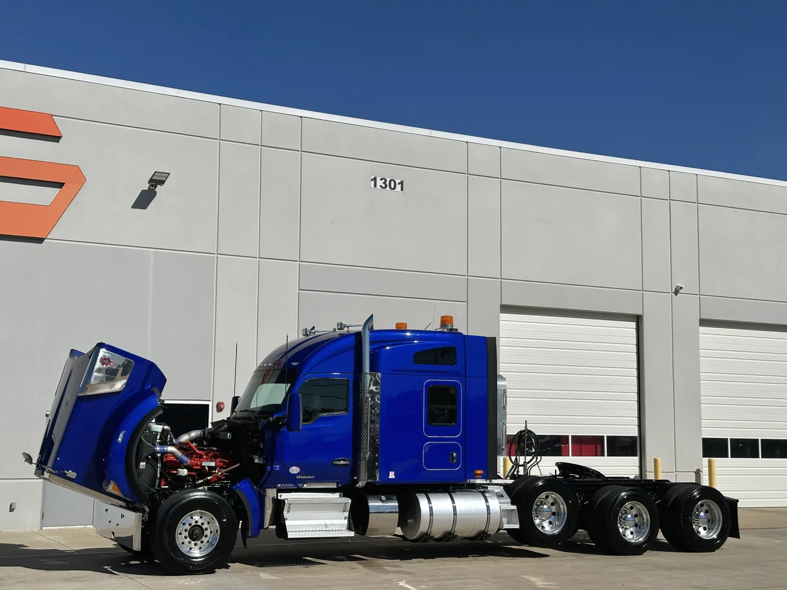 2022 Kenworth W990 — photo 10