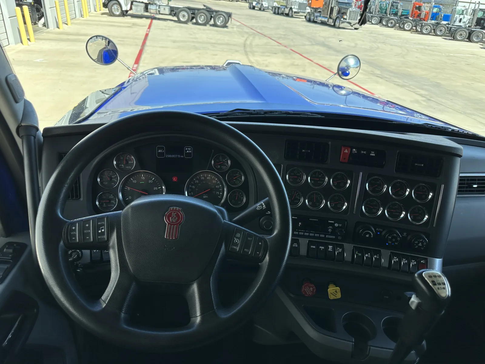 2022 Kenworth W990 — photo 16