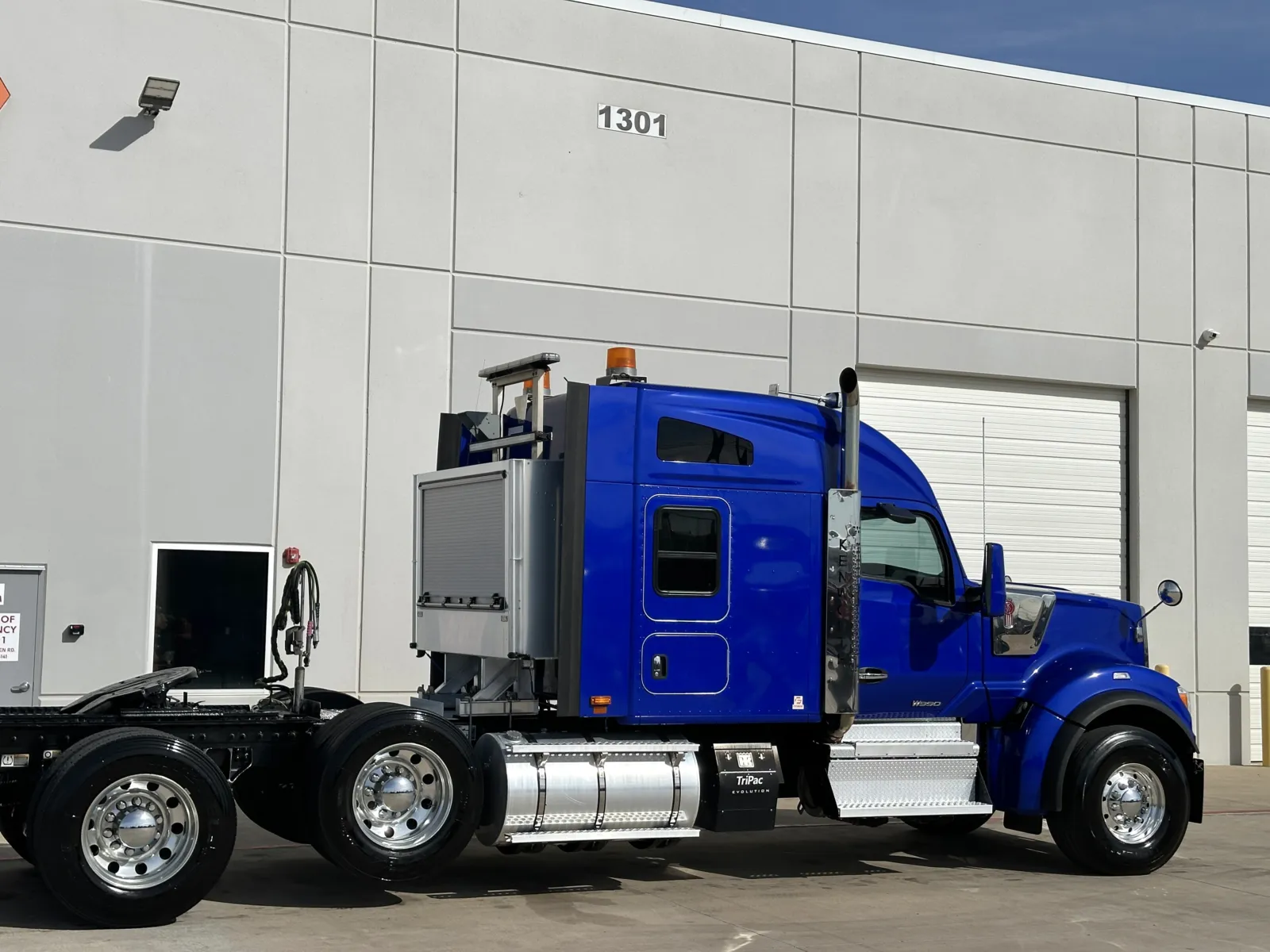 2022 Kenworth W990 — photo 7
