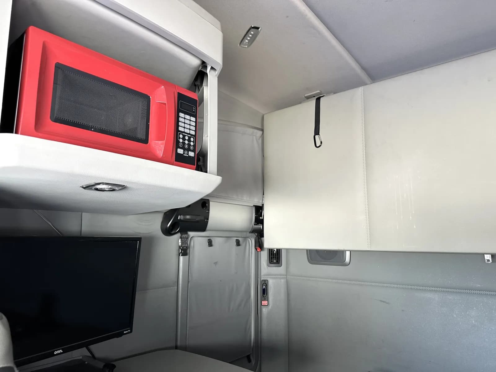 2022 Kenworth W990 — photo 22