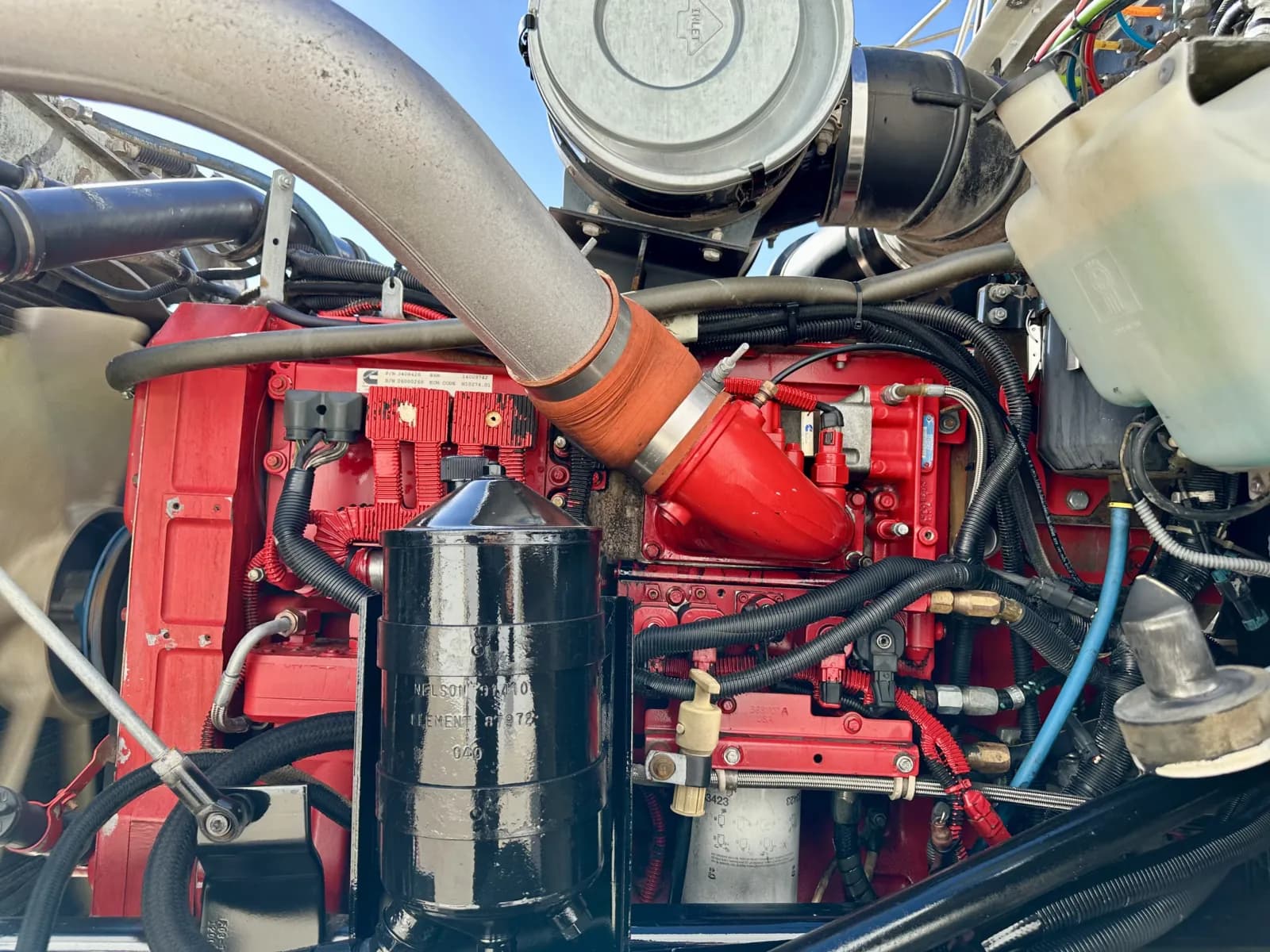 2001 Kenworth T800 — photo 13