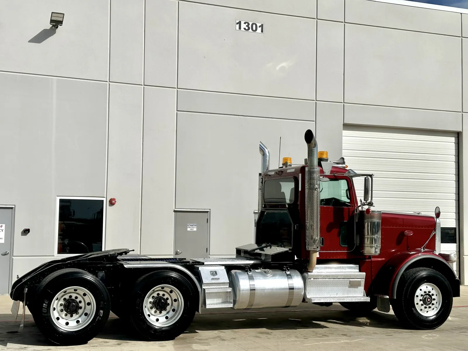 2018 Peterbilt 389 — photo 5