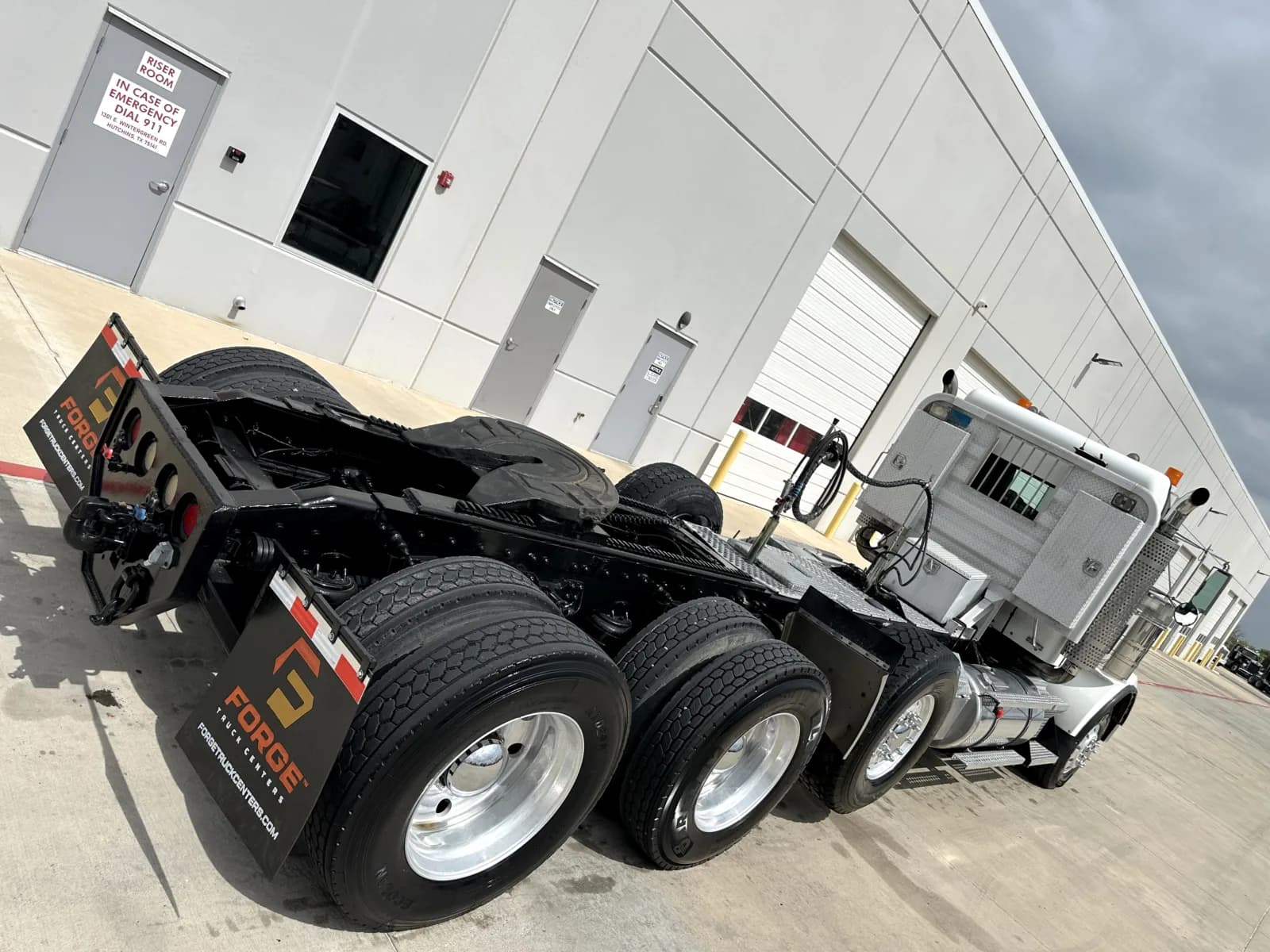 2007 Kenworth T800 — photo 11