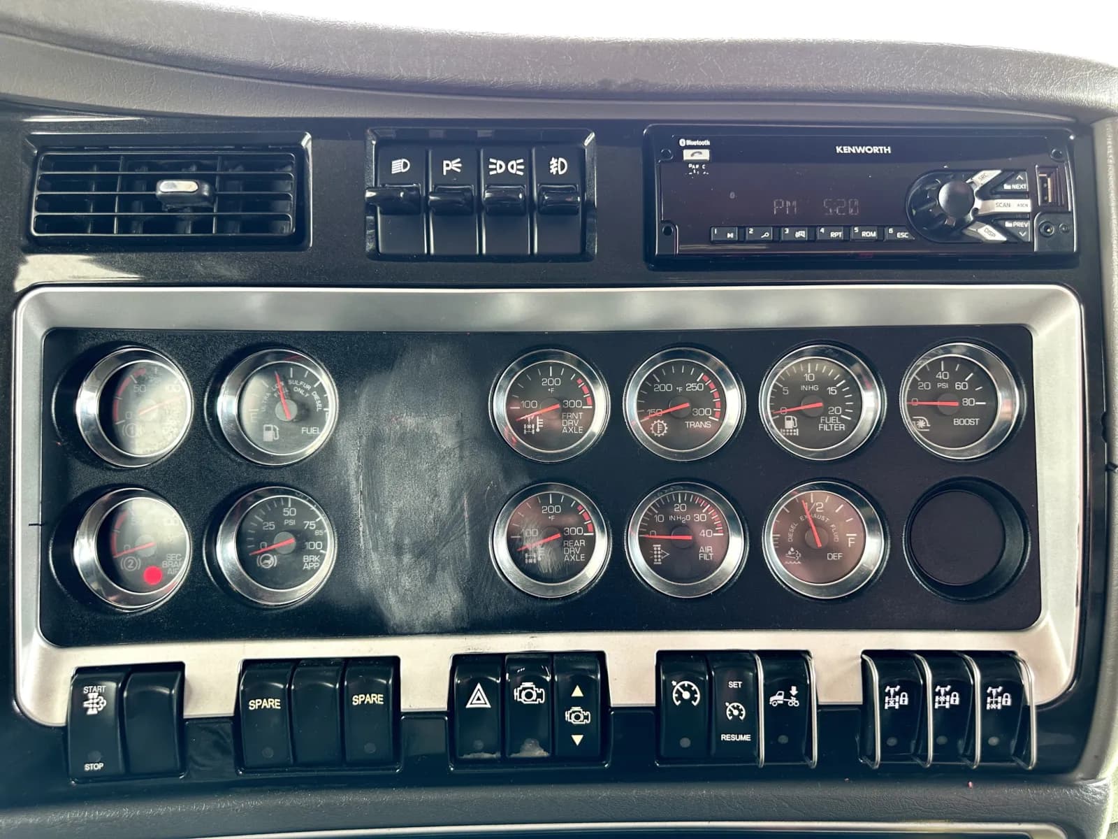 2016 Kenworth T800 — photo 17